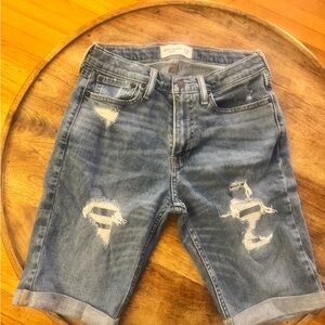 Abercrombie Kids Boys Denim Shorts size 15/16